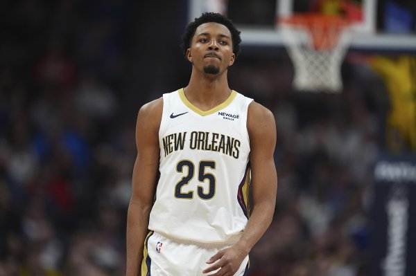 Murphy talks about 82 games: No NBA players want to reduce because we don t want to lose money